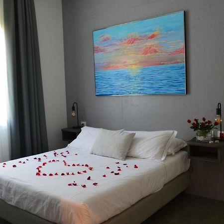 Bed And Breakfast Villa Tota กาตันซาโร ภายนอก รูปภาพ