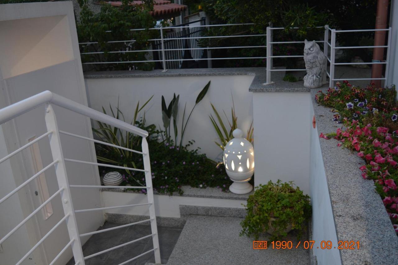 Bed And Breakfast Villa Tota กาตันซาโร ภายนอก รูปภาพ